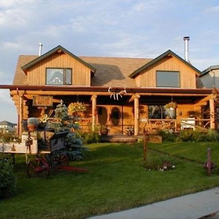 Idle Spurs Log Cabin Bed & Breakfast Black Diamond Exteriör bild