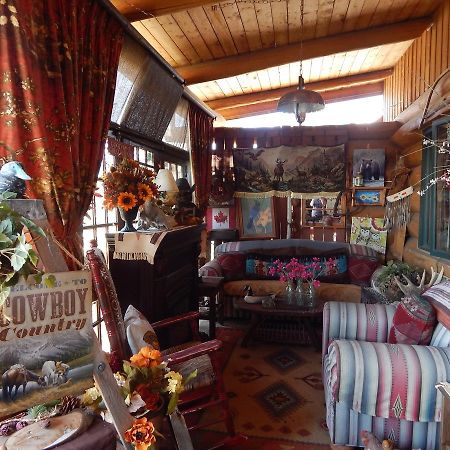 Idle Spurs Log Cabin Bed & Breakfast Black Diamond Exteriör bild