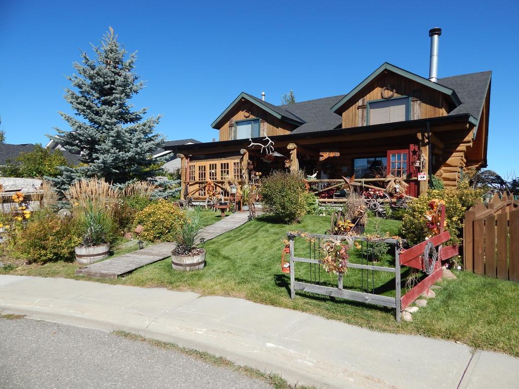 Idle Spurs Log Cabin Bed & Breakfast Black Diamond Exteriör bild