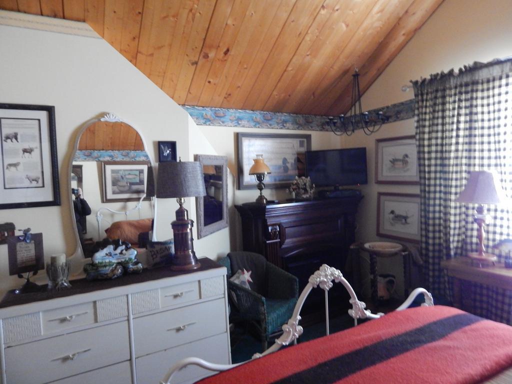 Idle Spurs Log Cabin Bed & Breakfast Black Diamond Exteriör bild